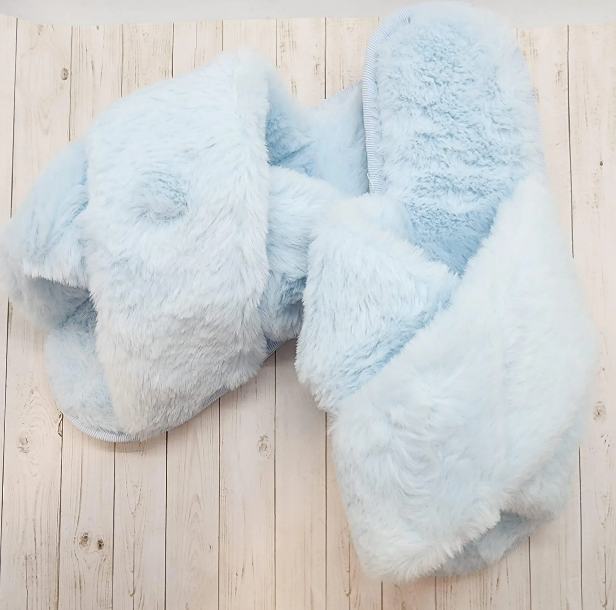 Fluffy Women’s Slippers